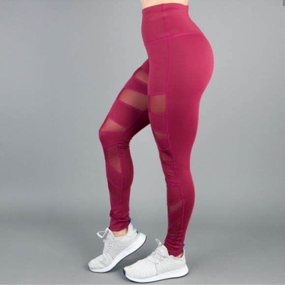 BuffBunny Elysium Mesh Side Panels Leggings Maroon Red Size Small Women’s - Picture 1 of 8